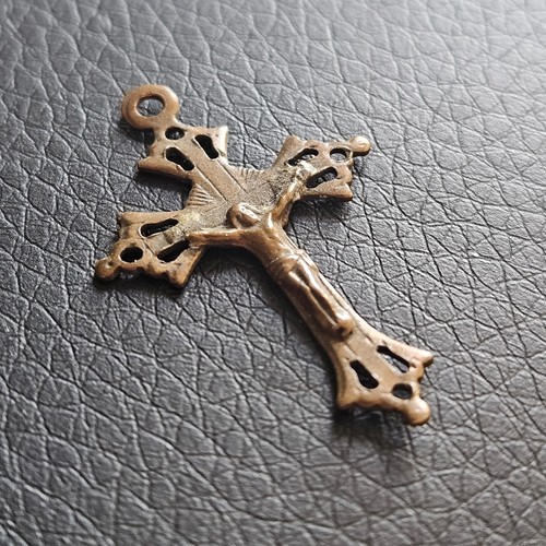 Petite croix crucifix - , jésus