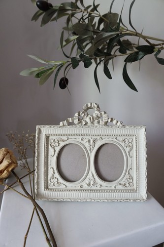 Cadre photo blanc vintage