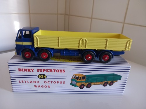 Dinky supertoys leyland - supertoys,