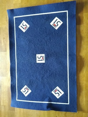 Ancien tapis carte - de,