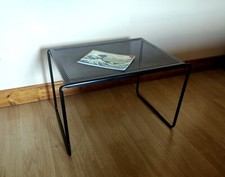 Mathieu Mategot, Bout De Canapé Petite Table En Tôle Perforée &Tubulaire, 1960