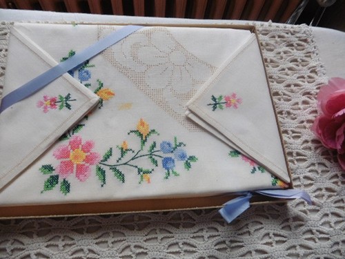 Ancienne nappe the - the, 6