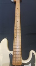 Basse électrique Fender Standard Precision Bass White d'occasion