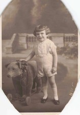 ANCIENNE PHOTOGRAPHIE FILLETTE ET SON JOUET A ROULETTE OURS EN PELUCHE