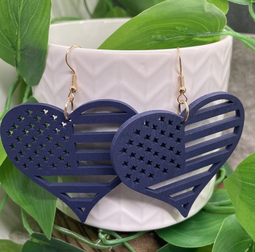 Gold tone heart - gold-tone, earring