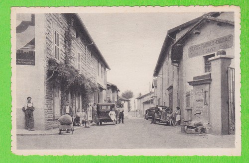 Neuville les dames rue - 01,