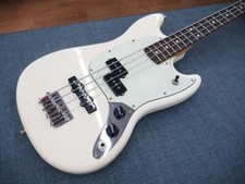 Guitare basse électrique FENDER MEXICO MUSTANG BASS PJ