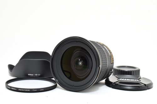 Objectif zoom grand angle
