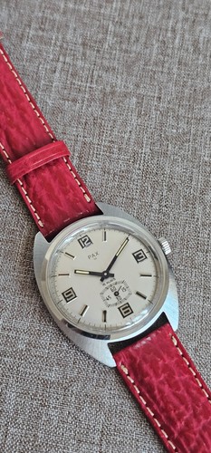 Montre pax tonneau - -, vintage