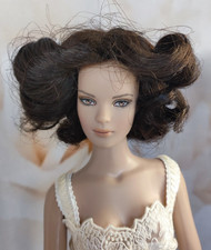 1 Perruque  poupées Tonner