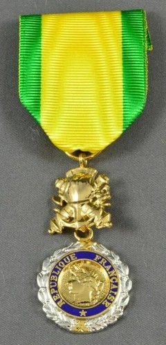 Médaille militaire ordonnance - médaille,