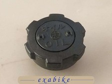 bouchon d'huile pour Yamaha TZR 250  de 1987 a 1989 -> affichez les details