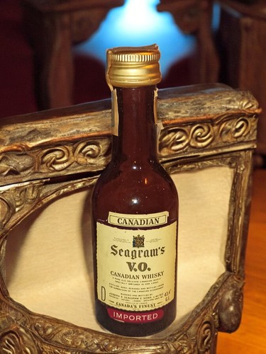 Miniature whisky seagram - miniature, seagram's