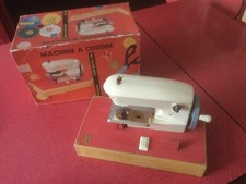 JOUET ANCIEN MACHINE À COUDRE