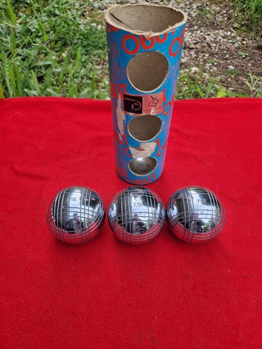 Jeu boules triplette - de,