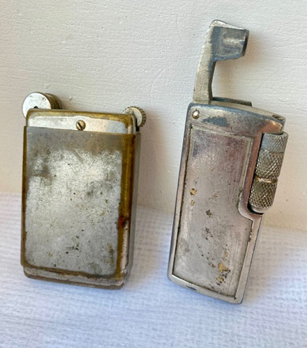 Briquets anciens old - anciens,,