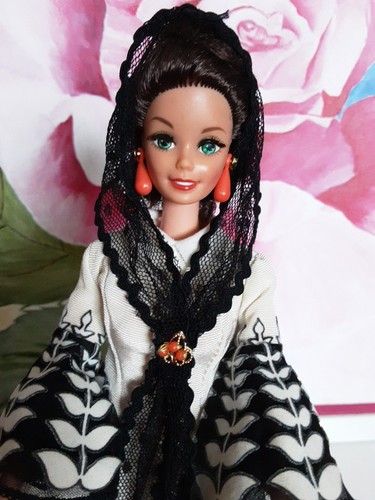 Barbie collection scarlett - barbie,