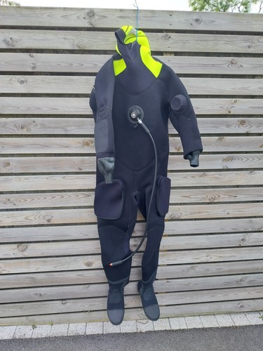 Combinaison étanche plongée - combinaison,