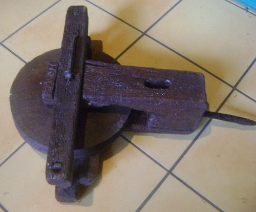 Ancienne grande poulie roue - grande,