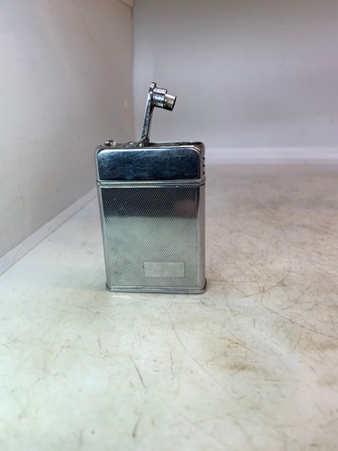 Ancien briquet marque - ,