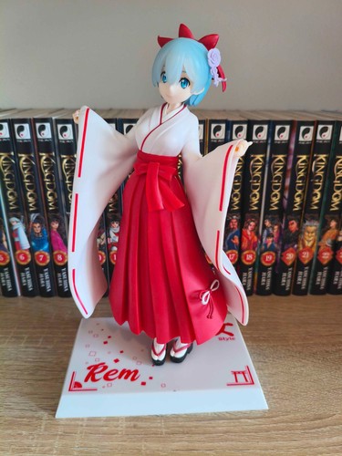 Figurine rem zero - re, white