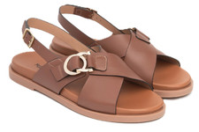 BLACK GARDENS E615933D 400