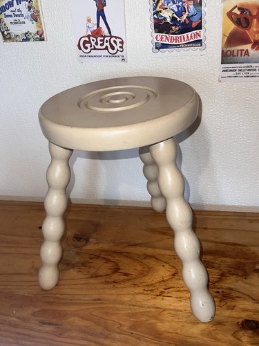 Tabouret tripode tourné - tabouret,