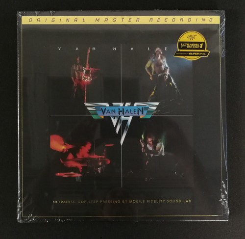 Supervinyl box van - ",