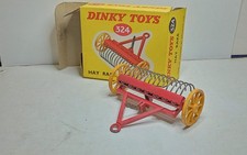 ANTIQUE DINKY TOYS #324 HAY RAKE/HAY RAKE GOOD CONDITION IN BOX bm