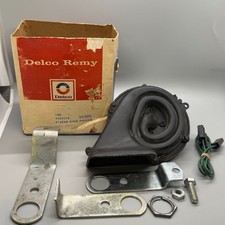 GM NOS Delco Remy Klaxon Horn Pkg #9000236  D1925  12V Low Note 66-75 Chevrolet 