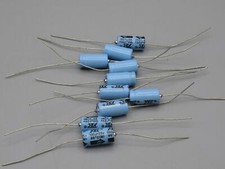 Composants : 10 condensateurs chimiques 100µF 25v axial