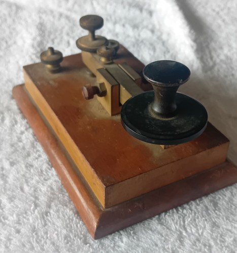 Manipulateur morse fin - de, xix