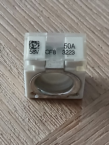 Fusible batterie auxiliaire - fusible,