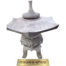 Ornement de jardin lanterne