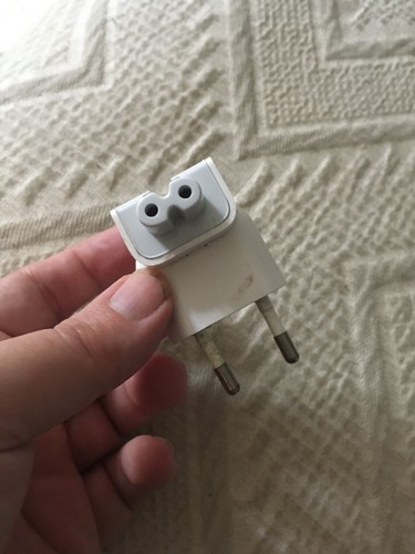 Fiche adaptateur prise secteur