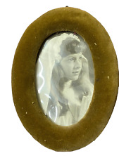 OLD VINTAGE OVAL VELVET FABRIC PHOTO FRAME