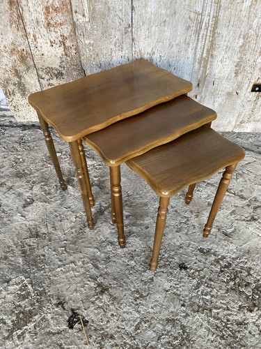 Série tables gigognes - série, 3