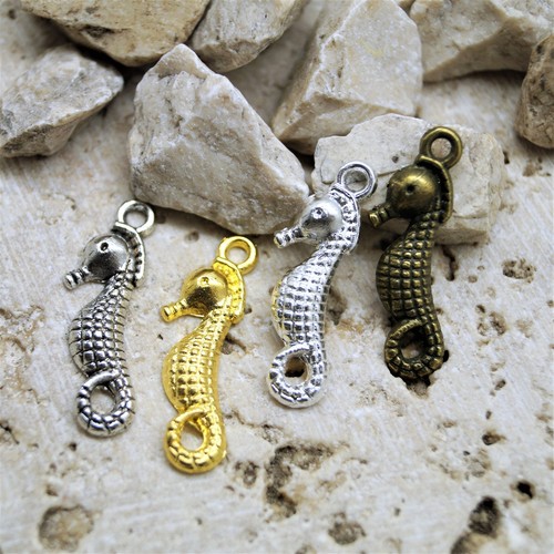 Pendentifs hippocampe - 10,