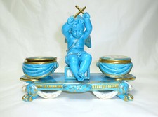 Manufacture Royale De Porcelaine De Sèvres Vers 1800 Ange Putto Encrier