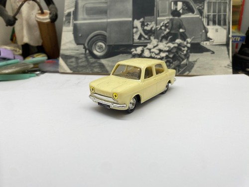 Ancienne rare norev plastique - rare,