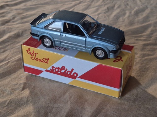 Voiture miniature ford escort - miniature,