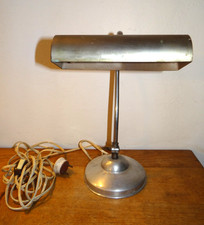 Beautiful Articulated Metal Workshop Desk Lamp circa 1950 Industrial Design