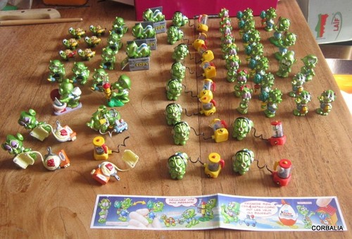 Kinder surprise lot astro - 34,