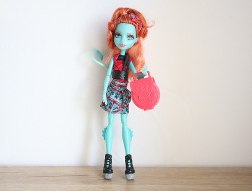 Monster high lorna mcnessie - lorna,