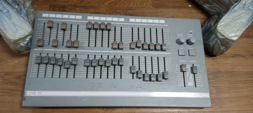 Vends console dmx - vends,