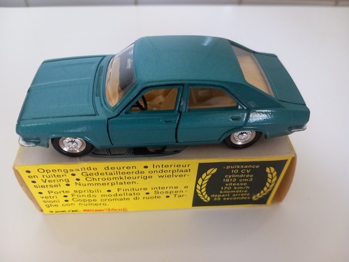 Dinky toys chrysler 180 - toys,