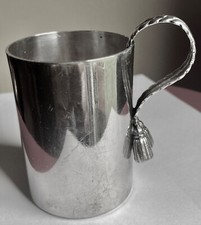tasse ou  gobelet métal