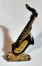 A14  Pin's Pins Pin épinglette musique  saxophone Madison