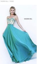	Strapless Sweetheart Gown by