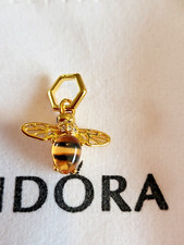 charm Pandora abeille